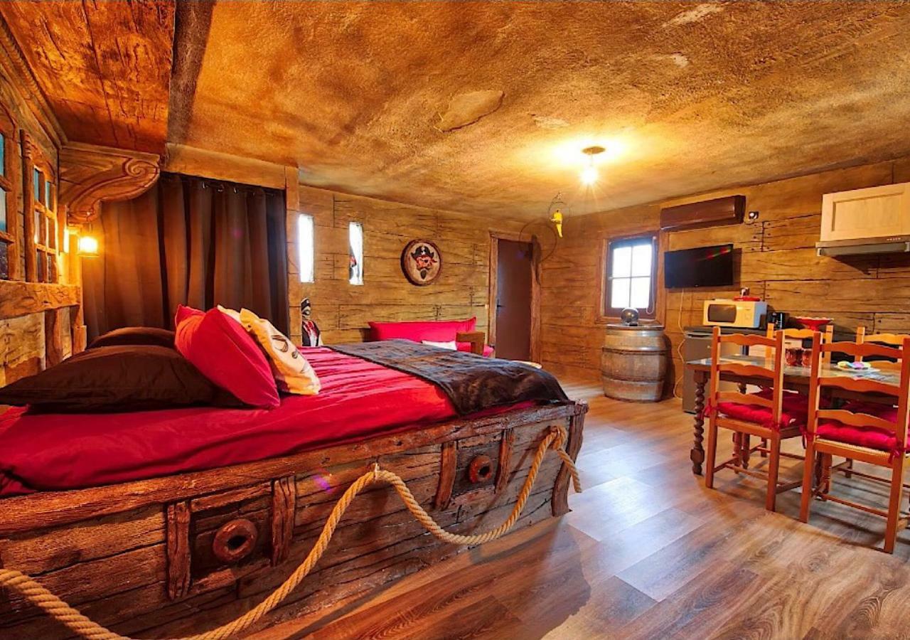 Holiday home Mas Le Colombier *